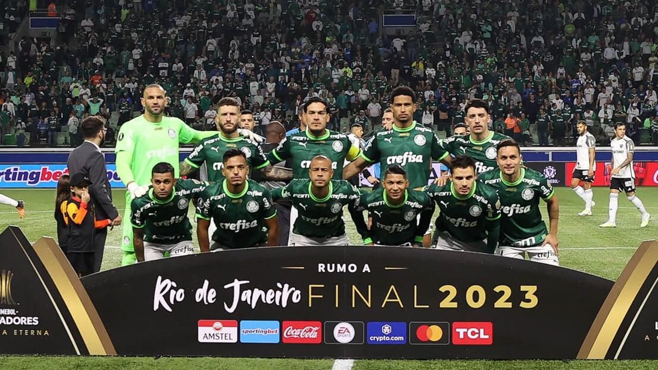 24 anos depois, Palmeiras enfrentou um colombiano nas oitavas de final da Libertadores