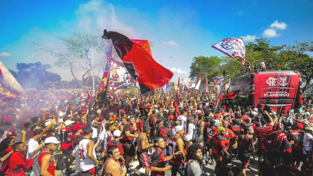 Torcida do Flamengo decide quem foi o vilão na derrota clássica do Brasileirão