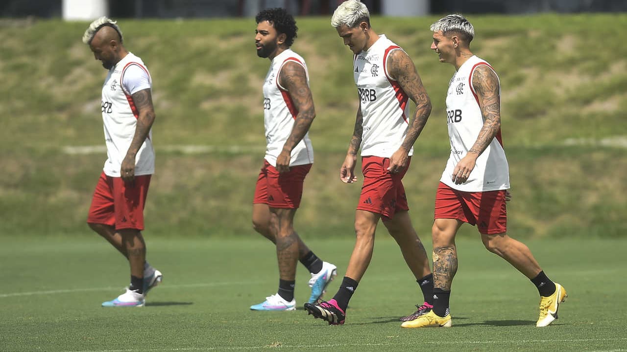 Flamengo realiza último treino antes da Recopa Sul-Americana com torcedores e torcedores;   confira a programação