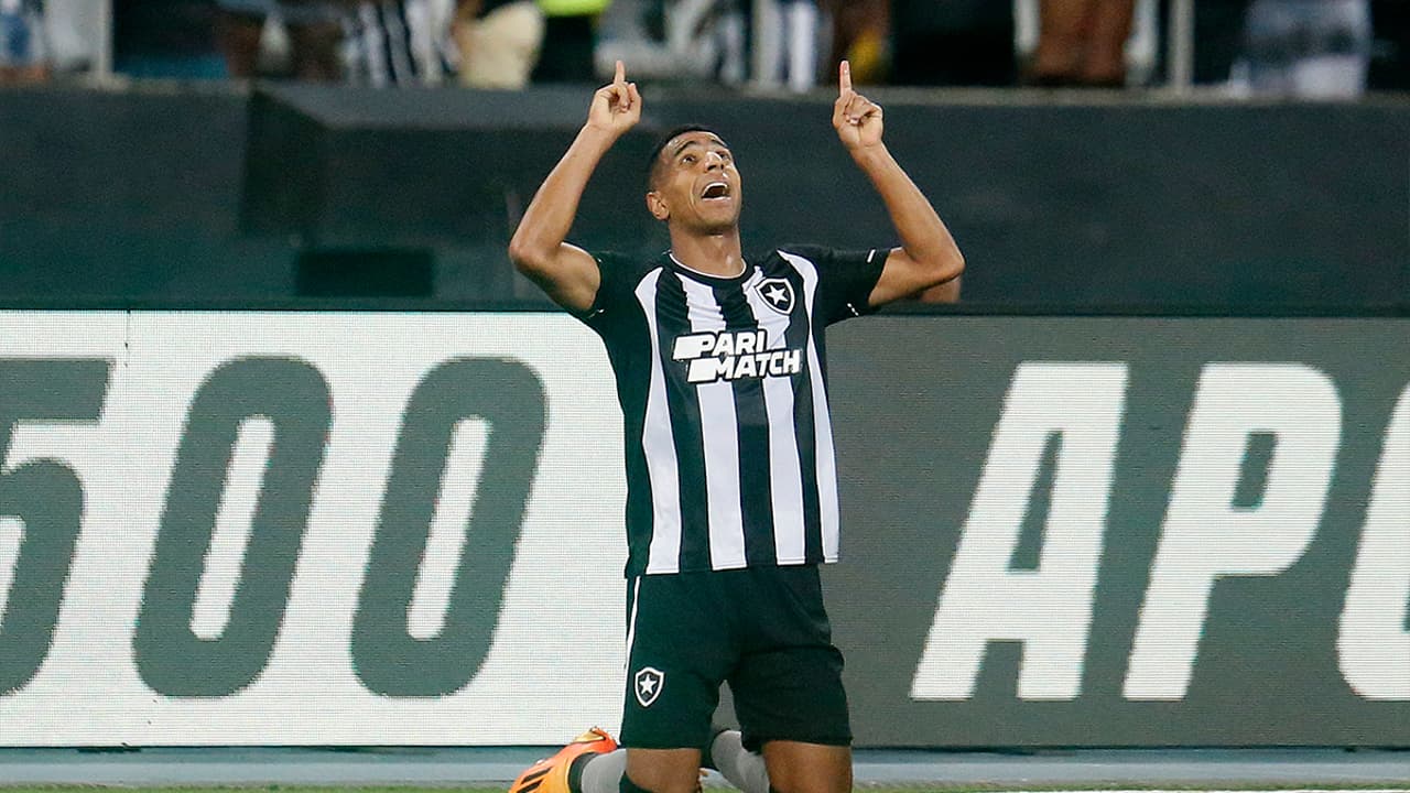 Despeje água na cerveja?   Botafogo pode repetir feito curioso ao vencer o Atlético-MG na Arena MRV