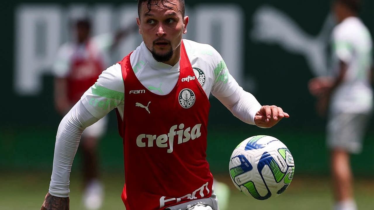 Opinião: A possibilidade de vender Artur pode ser boa para o Palmeiras, caso surja um substituto adequado