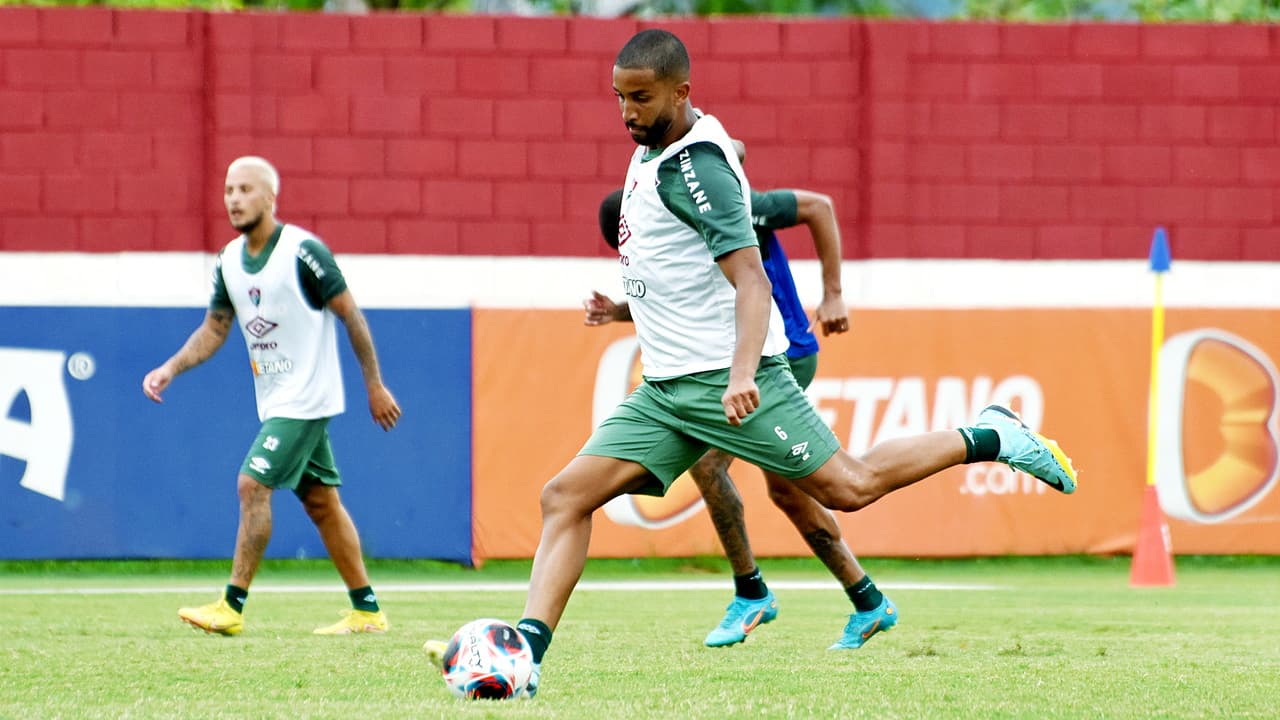 Jorge sofre lesão grave durante treino do Fluminense e terá que ser operado