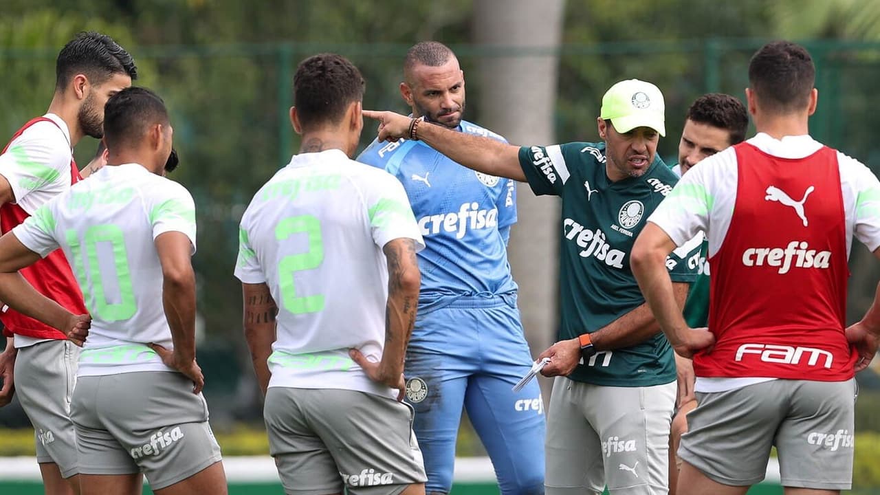 Salvar ou não?   Palmeiras pode estar na força máxima contra o América-MG