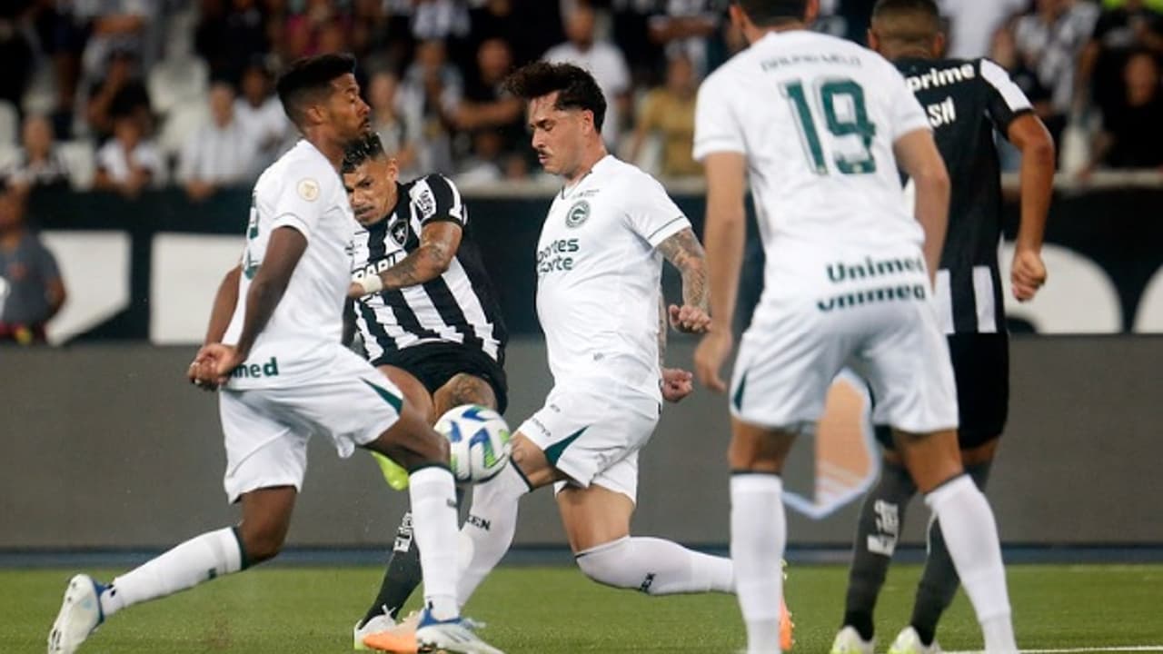 Tiquinho marcou e o Botafogo só empatou para o Brasil em partida de ataque do Goiás contra Bruno Lage;   olha o resultado!