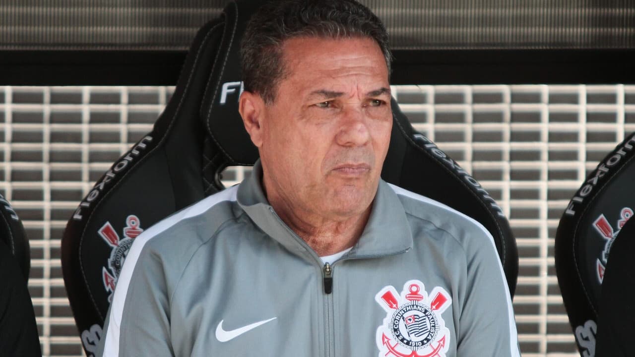 Luxemburgo é responsável pela má fase do Corinthians: 'Dizem coisas óbvias'