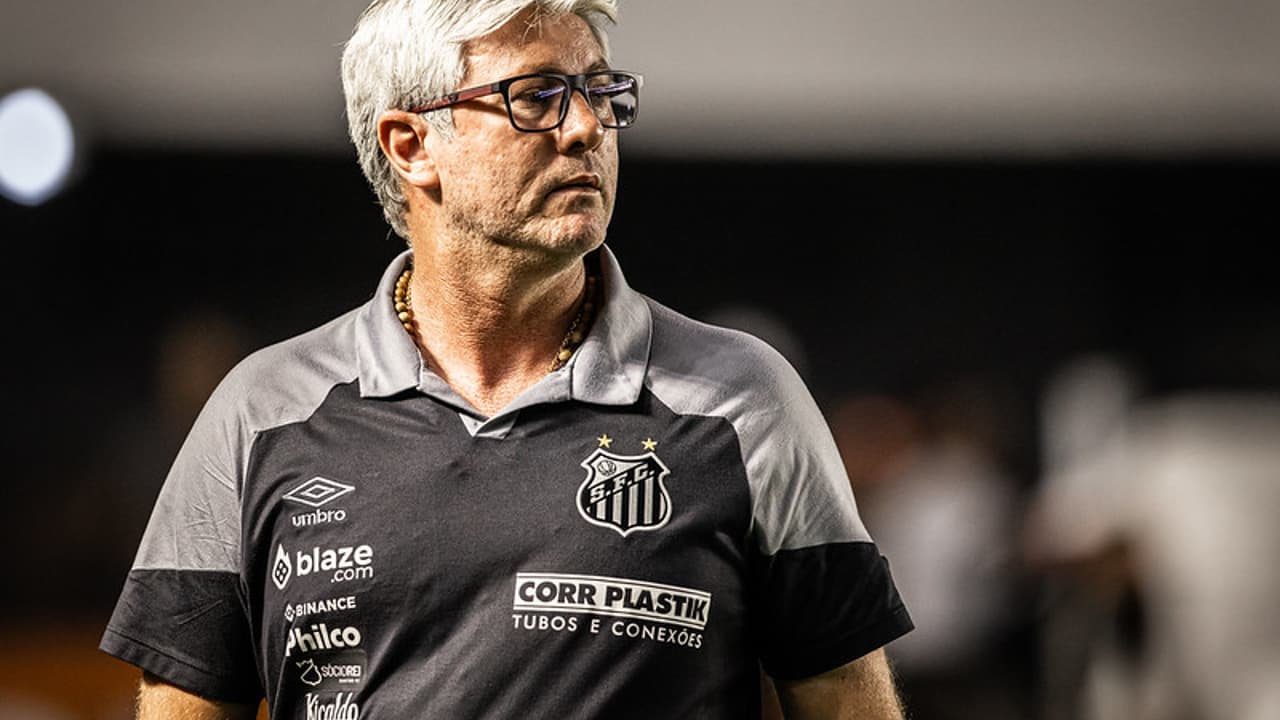 Com Odair no meio das coisas, o Santos estava ansioso para explorar o mercado de treinadores durante as datas FIFA.