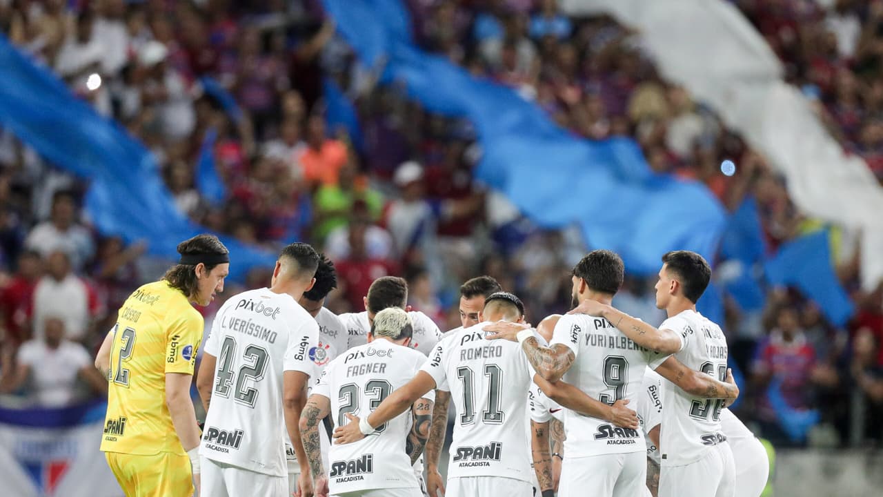 Depois de mais um revés, Corinthians foca em mês crucial para lutar contra o rebaixamento no Brasil