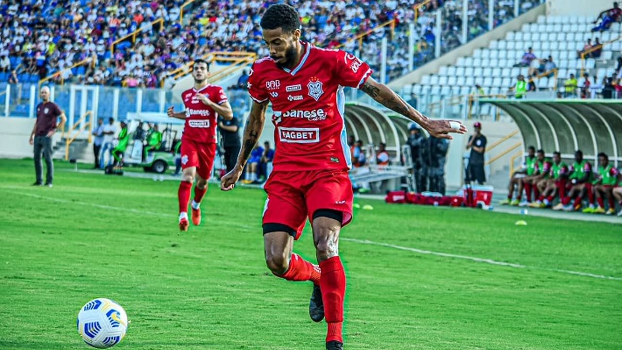 Por rachadura histórica, Wescley pede para Sergipe se dedicar à Copa do Brasil