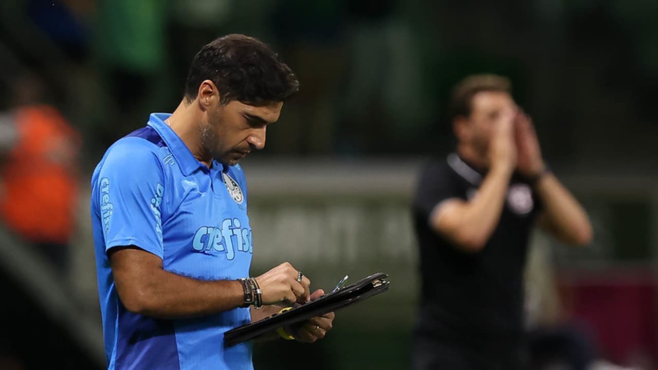 Abel diz que quer aprender a se equilibrar com o time do Palmeiras