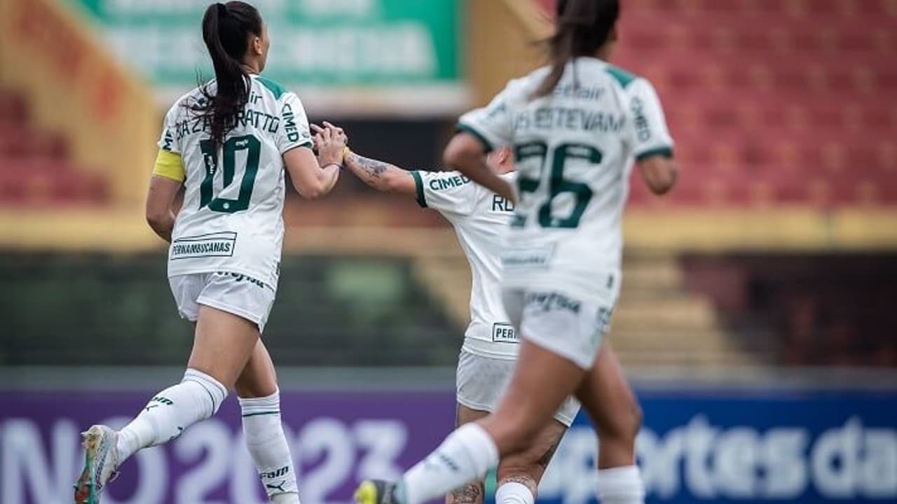 Palmeiras vence o Internacional fora de casa e volta a vencer no Brasileirão Feminino