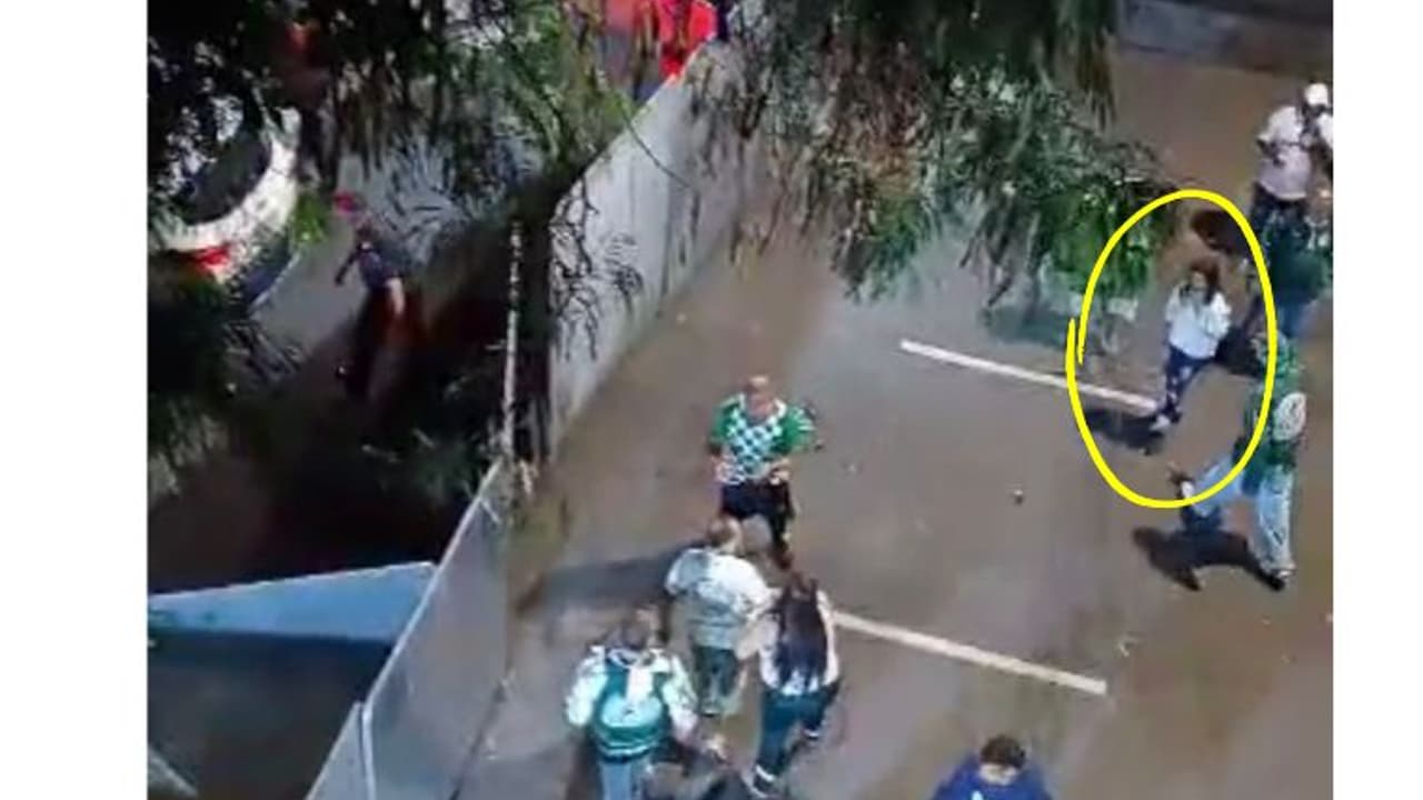 Advogados de jogador do Flamengo preso pela morte do palmeirense insistem que cliente não jogou garrafa