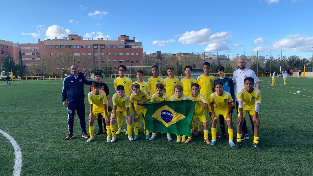 A jovem seleção brasileira aparece no torneio Ibercup na Europa