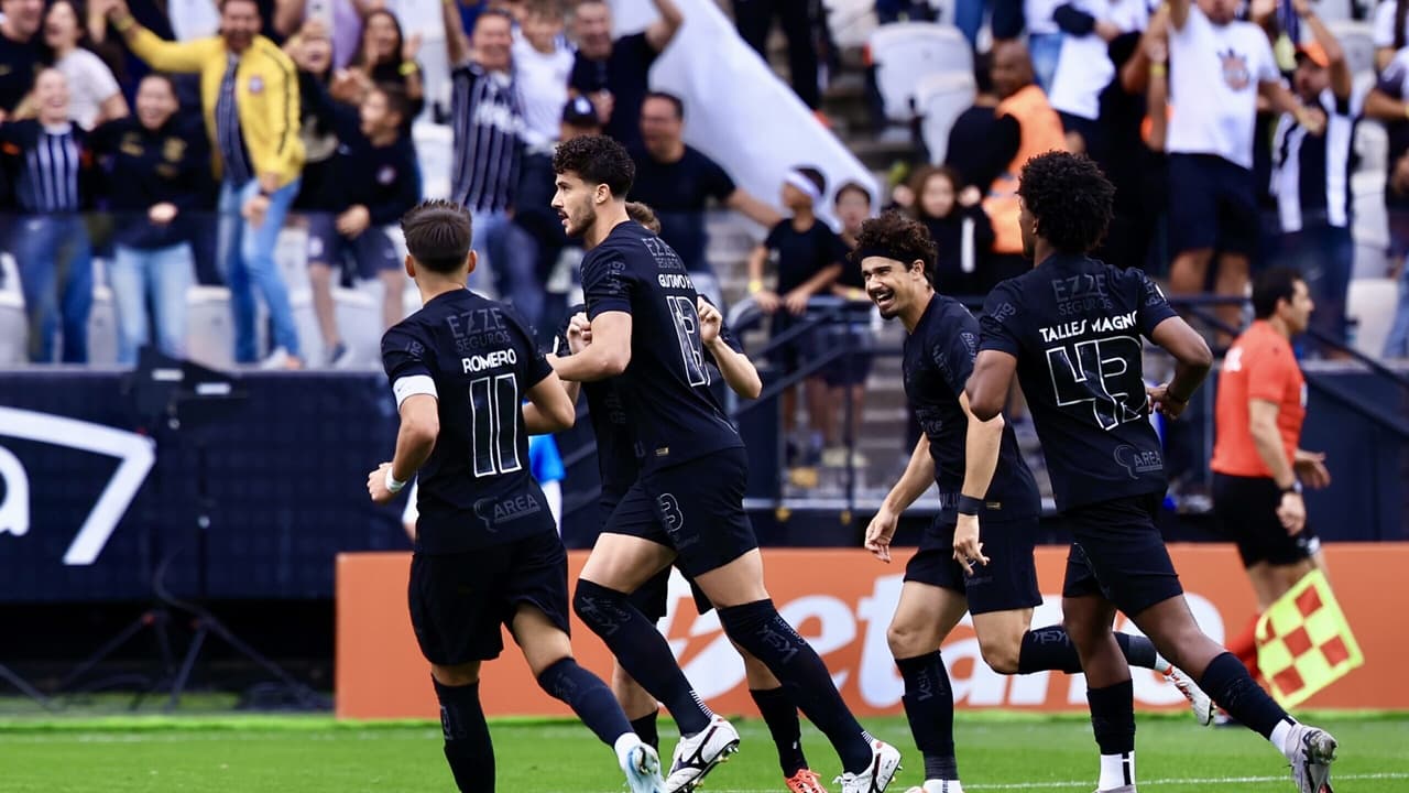 Corinthians chega à sexta vitória seguida e cai no Brasileirão