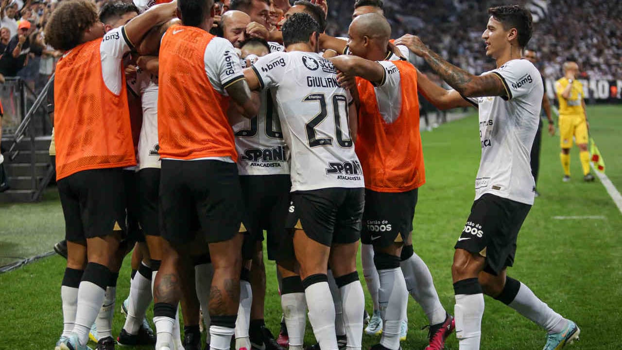 Análise: Com futebol atrativo, Corinthians De Lázaro Paulistao entra na fase de mata-mata