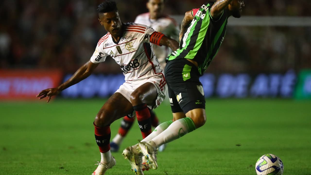 Jogo-chave do Flamengo, Bruno Enrique elogia a torcida e fala sobre o título