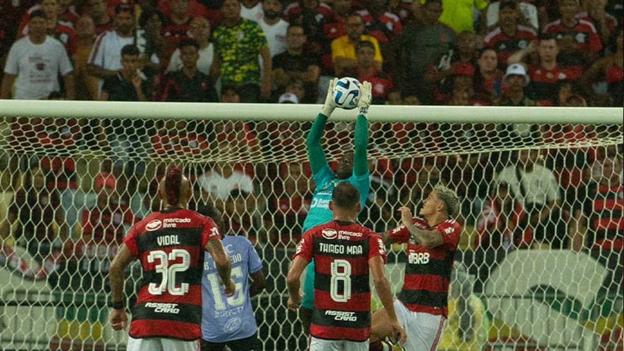 Flamengo decepciona torcedores, perde nos pênaltis para Del Valle e termina em segundo lugar na Copa Sul-Americana