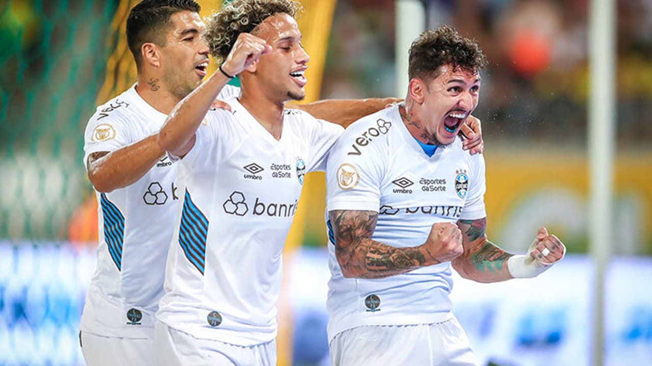 Xô, coro!   Grêmio tem um grande dia para limpar a bagunça