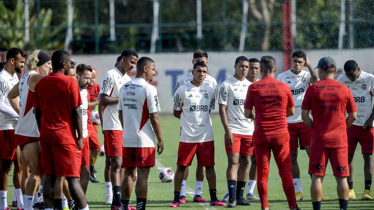 Com moral, joia do Flamengo está entre os possíveis substitutos de Arrascaeta