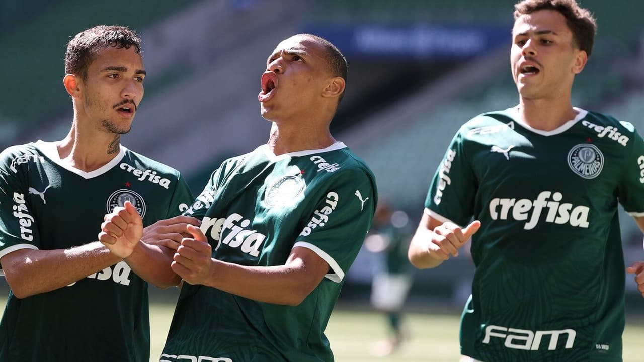 Opinião: Entre Pedro Lima e Jhon Jhon, a briga no Palmeiras