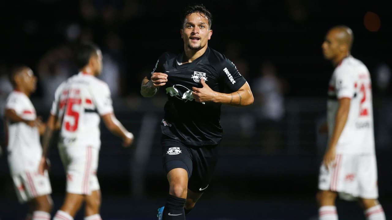 Olhos de porco: Nas mãos da torcida palmeirense, Arter reencontra seu rival preferido