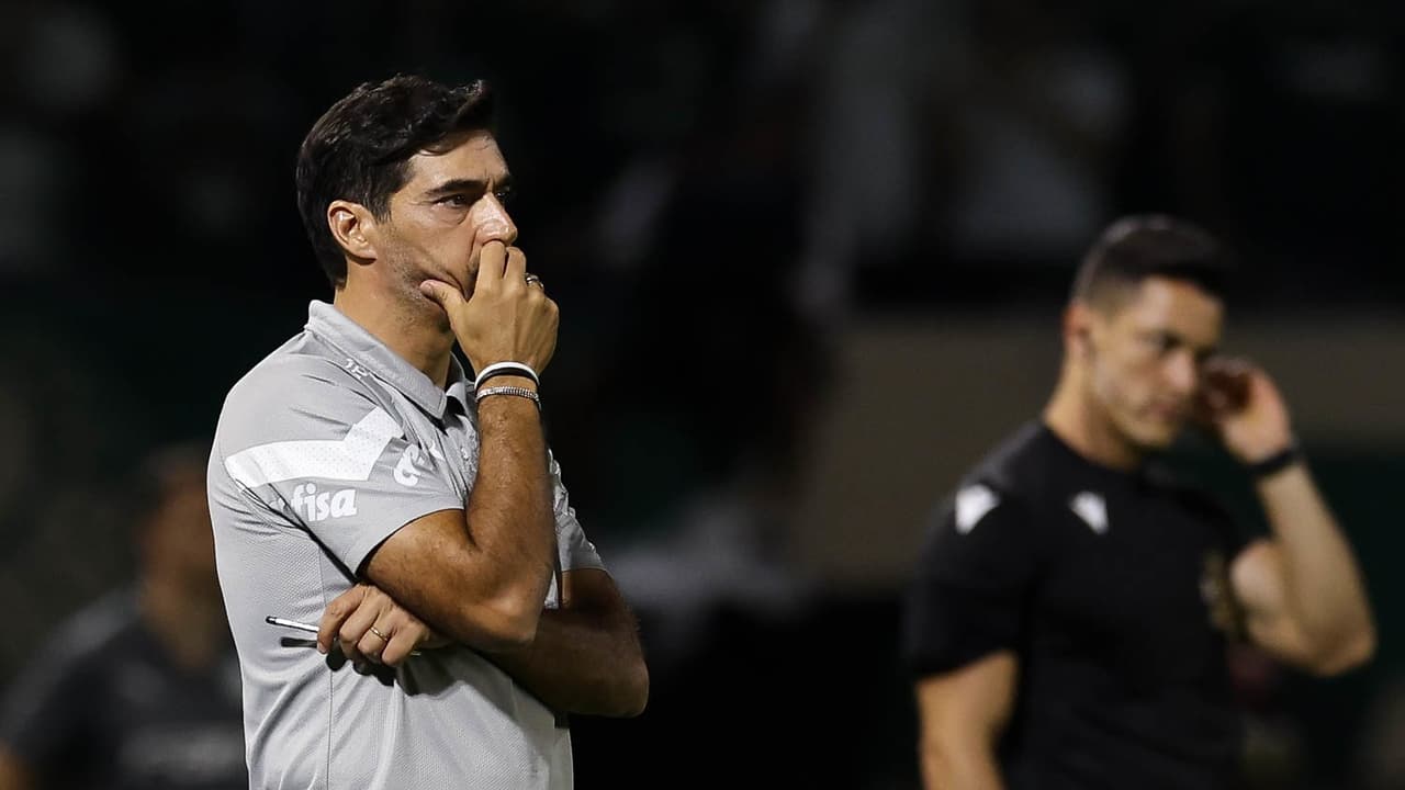 Al Sadd acusou Abel, nascido no Palmeiras, de violar um pré-contrato e processou a FIFA.