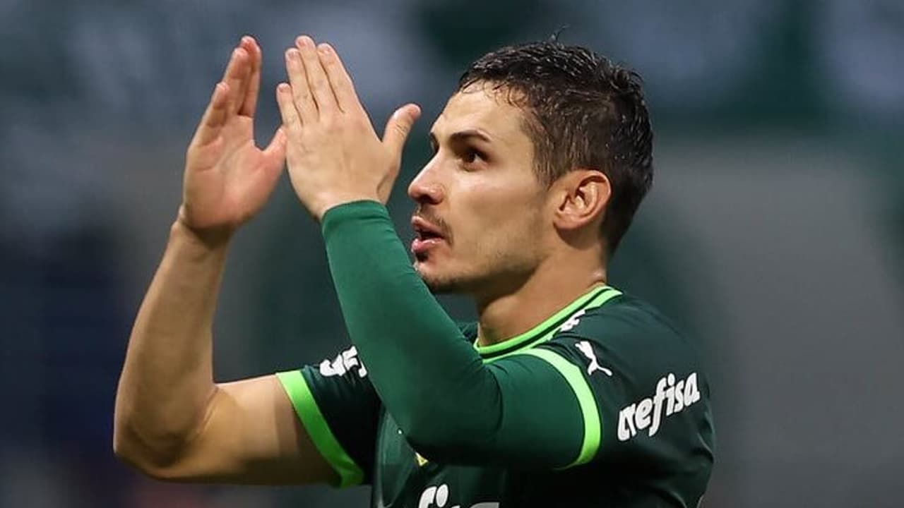 Fim do jejum!   Raphael Veiga voltou a marcar pelo Palmeiras e quebrou o recorde negativo