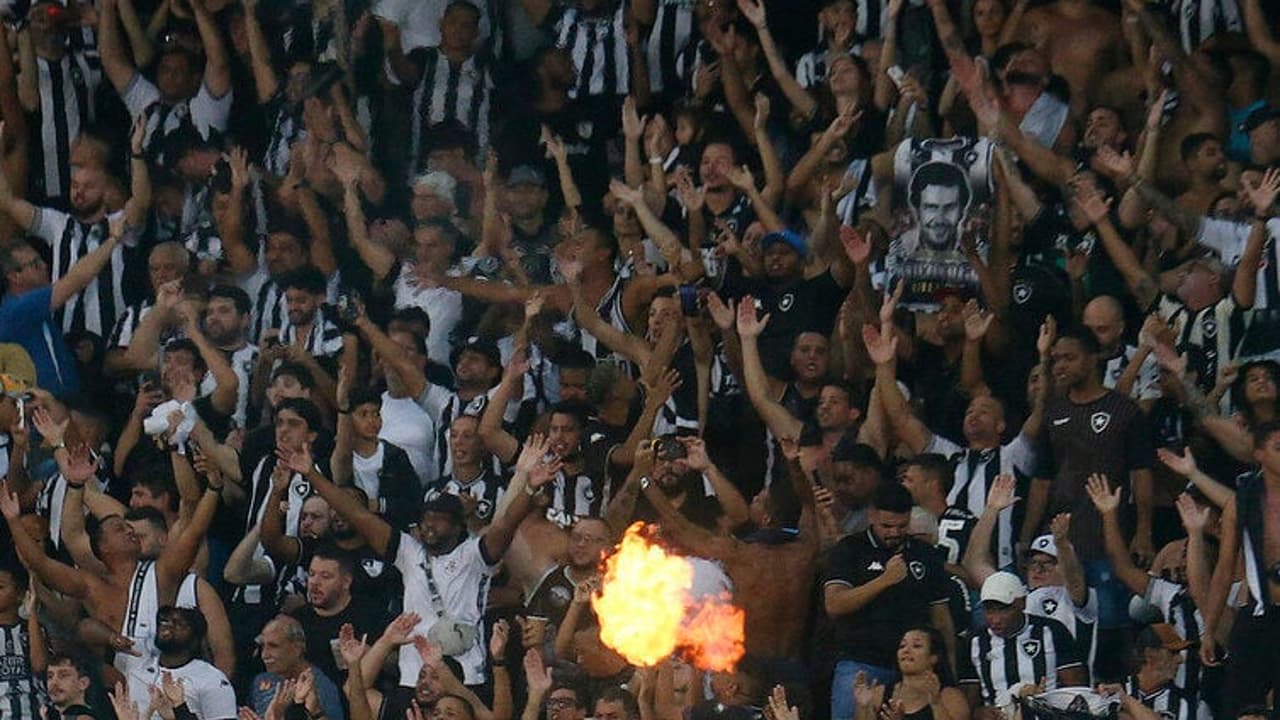 Palmeiras x Botafogo: torcedores alvinegras vendem ingressos antes do previsto no setor visitante