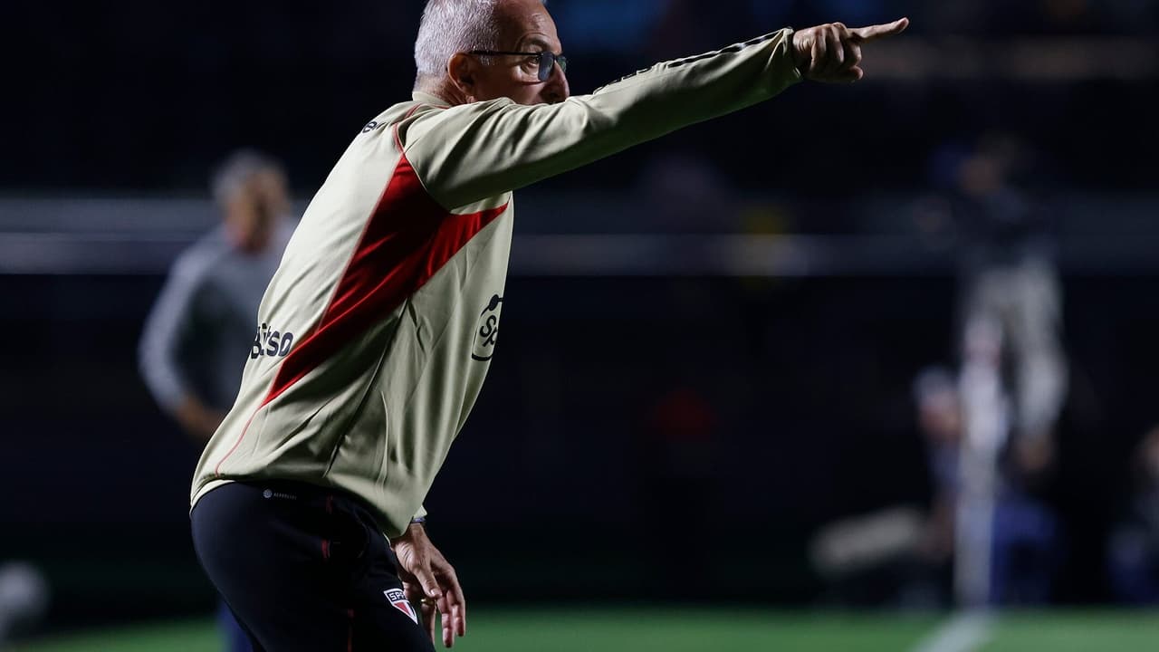 Dorival Júnior fala sobre os jogadores em final de contrato e quais são os próximos passos do São Paulo