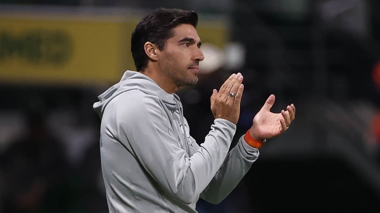 Abel Ferreira dedica vitória à torcida do Palmeiras, vê ataque pouco inspirado: 'Não teve açúcar'