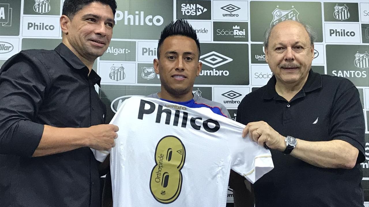 Santos terá ‘proibição de transferência’ para contratar Cueva e espera resposta rápida