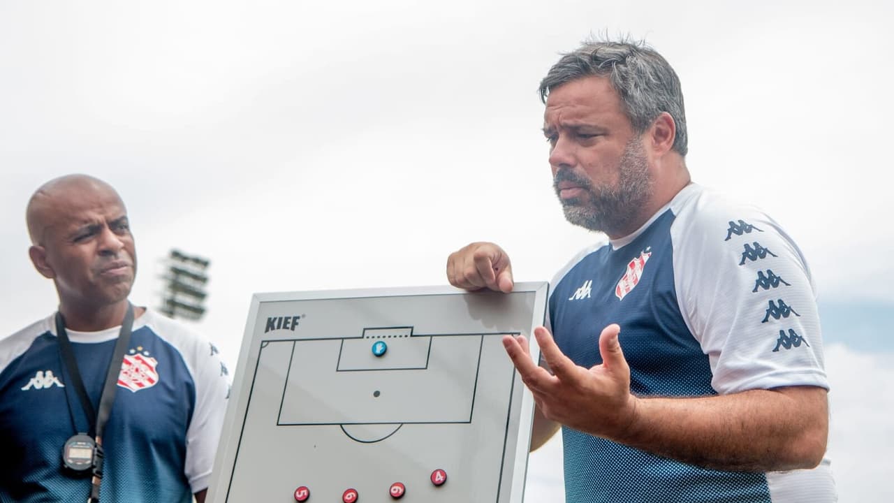 Técnico do Bangu avalia elenco do Carioca: ‘Jovens jogadores muito interessantes’