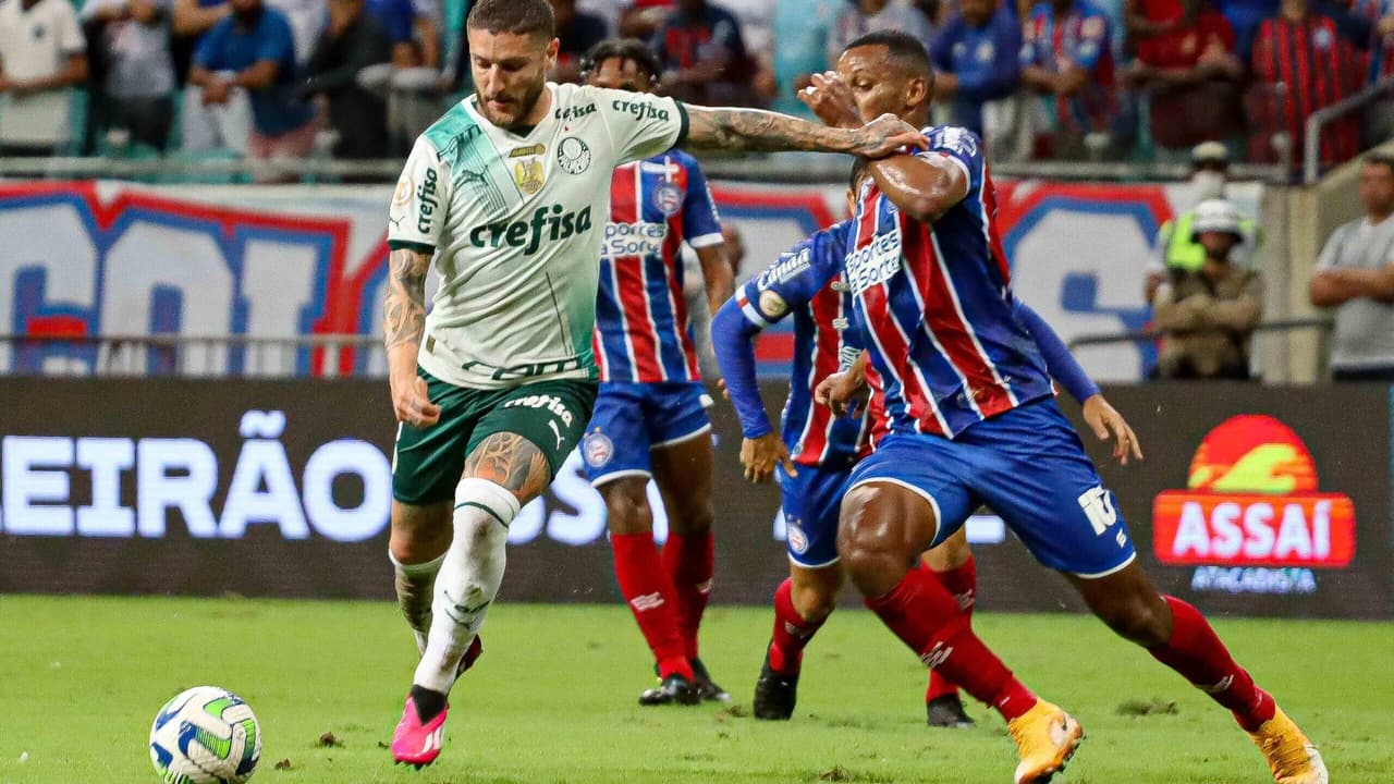 O Bahia venceu o Palmeiras e o resultado pode tirar o Verdão do segundo lugar do Brasileirão.