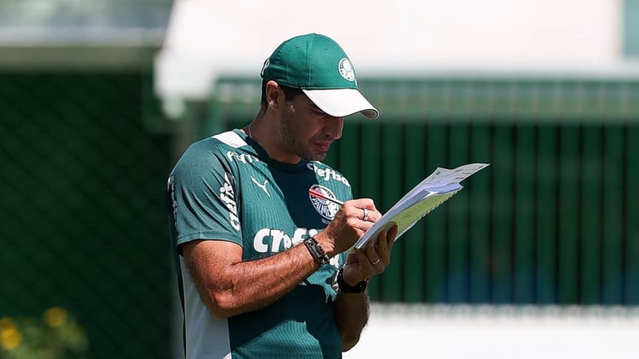 Abel planeja manter retrospectiva do Palmeiras na última edição do Paulistão