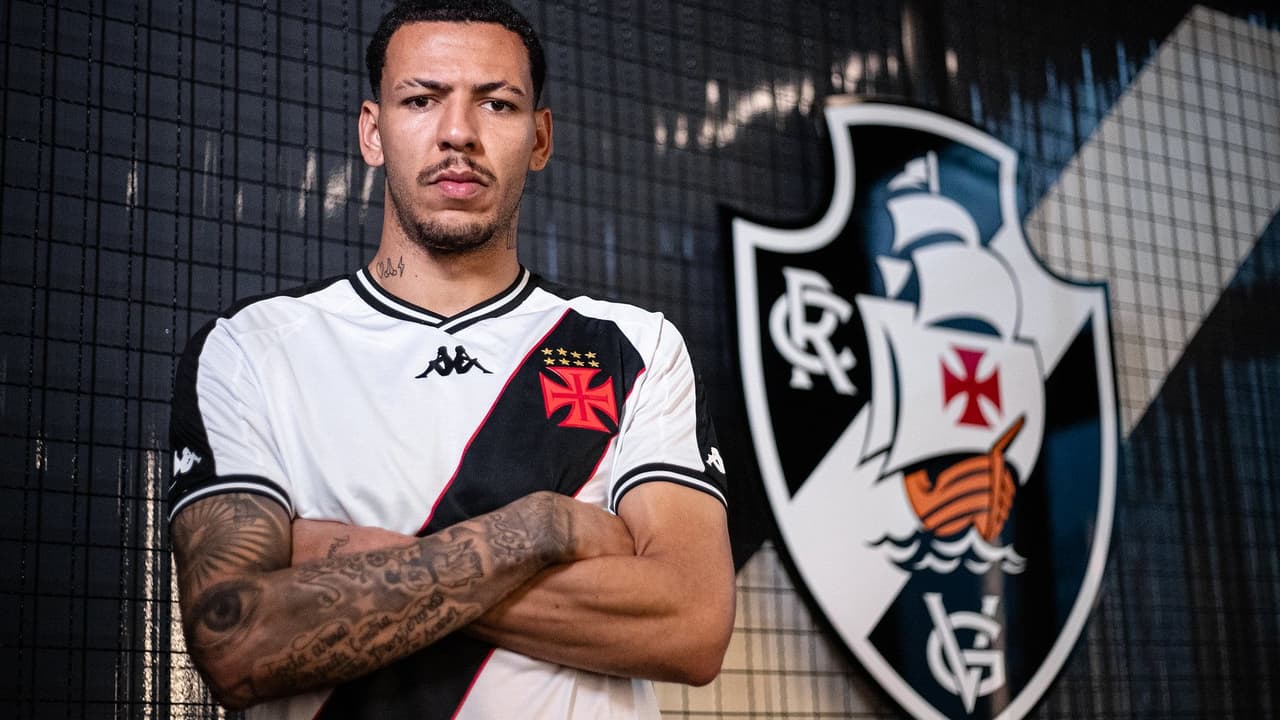 Vasco anuncia contratação do atacante Clayton Silva;   veja mais detalhes