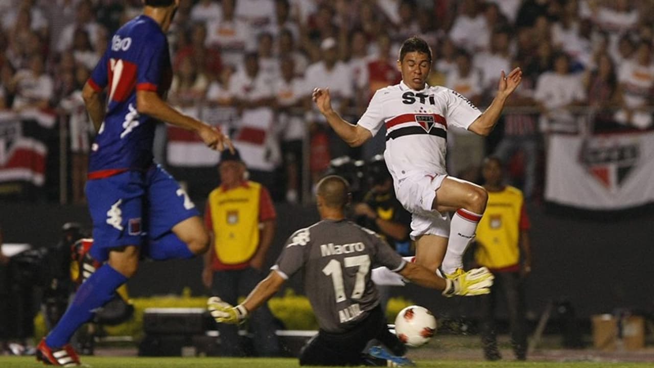 Torcida do Tigre faz música para irritar São Paulo: 'Que amargo'