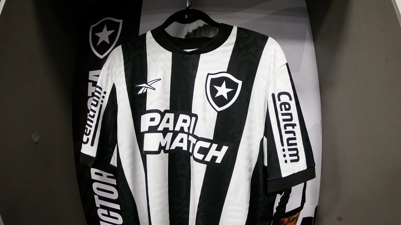 Botafogo confirma patrocínio para mangas de camisa de seu uniforme