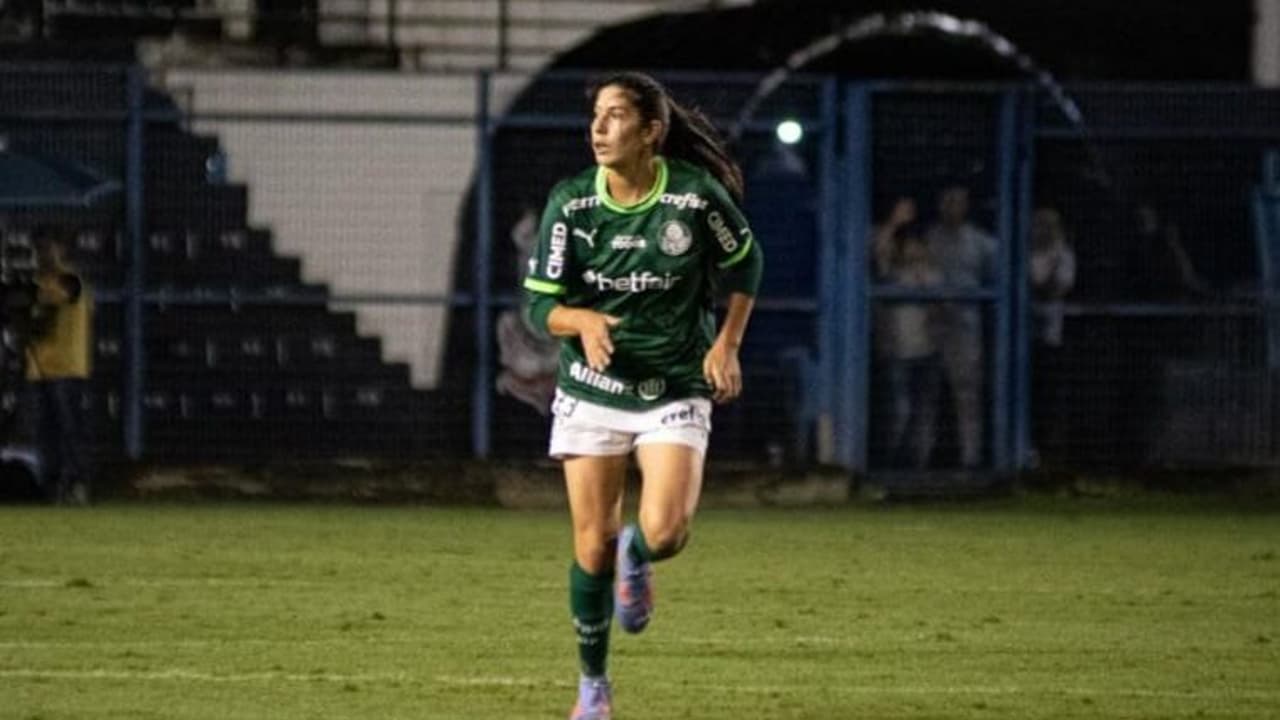 Flávia Mota espera equilíbrio, mas antecipa boa atuação do Palmeiras contra o São Paulo pelo Campeonato Brasileiro Feminino