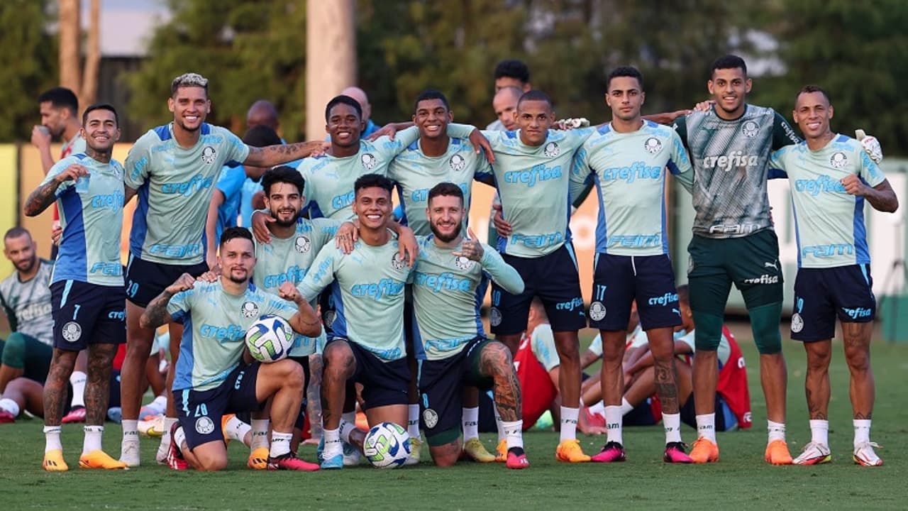 Palmeiras se prepara para enfrentar o Tombense pela Copa Brasília;   provavelmente verá o comando