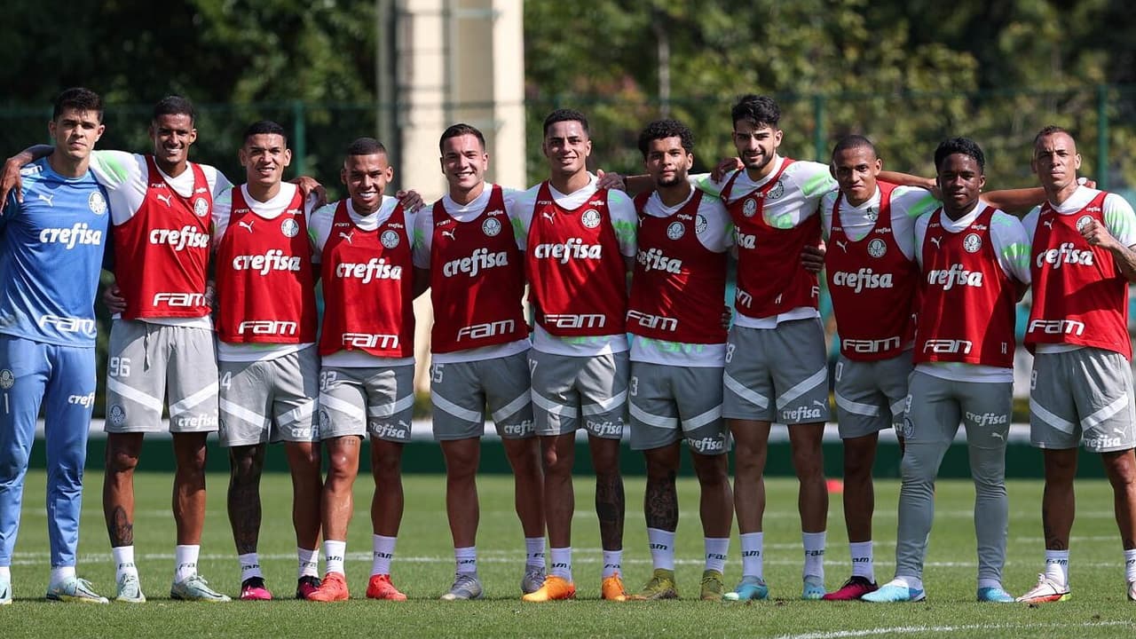 Palmeiras retorna após vitória de virada e começa a se preparar para o clássico contra o São Paulo