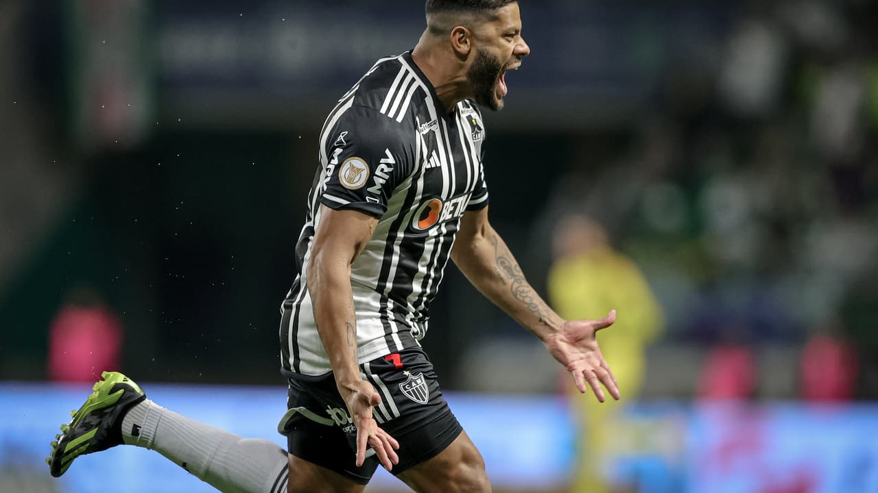 Atlético-MG anuncia renovação do Hulk;   veja duração do contrato