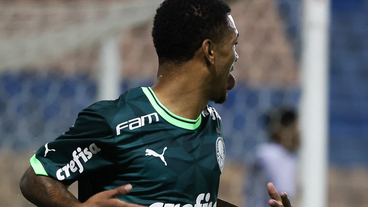 Com direito a gol olímpico, Palmeiras vence o Corinthians pelo Paulistão sub-20