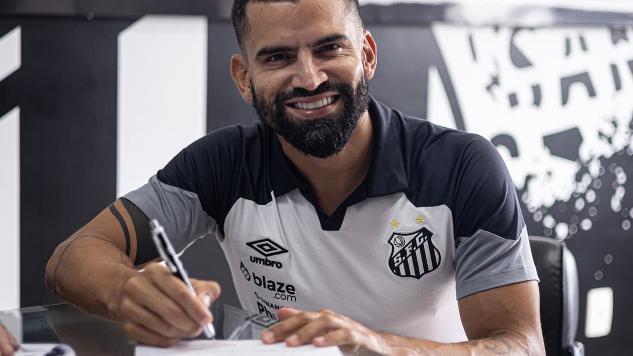 6º impulso!  Santos anuncia contratação do meio-campista Tomás Rincon