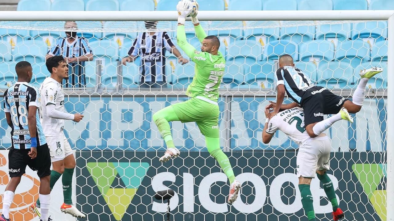 Weverton enfrentou Suárez pela primeira vez e almejou manter zero gols no Palmeiras