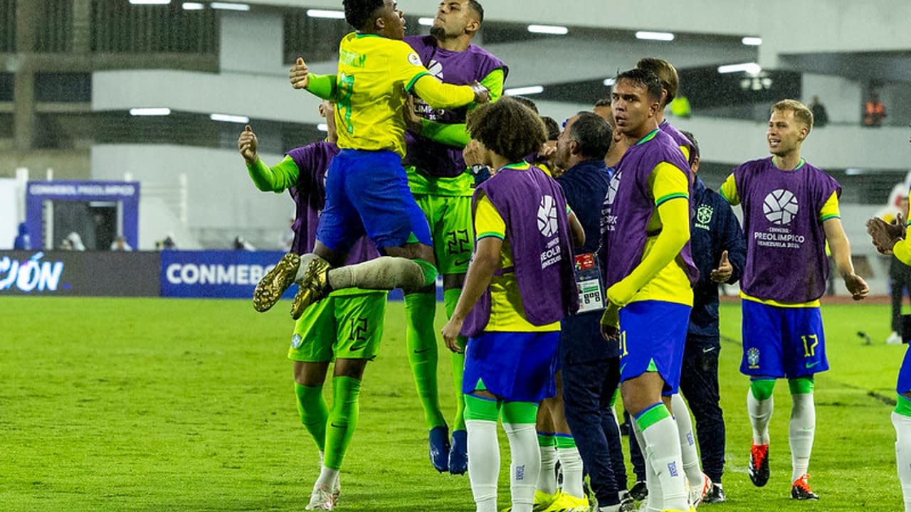 Joias do Corinthians foram salvas no final, Brasil derrotou Venezuela e respirou no Pré-Olímpico