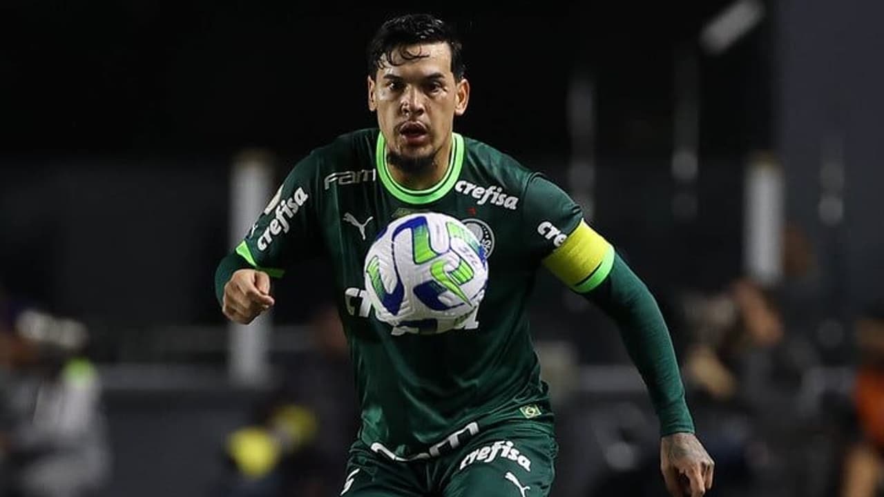 Gustavo Gómez está ausente do Palmeiras após o intervalo devido a confronto com Lucas Lima.