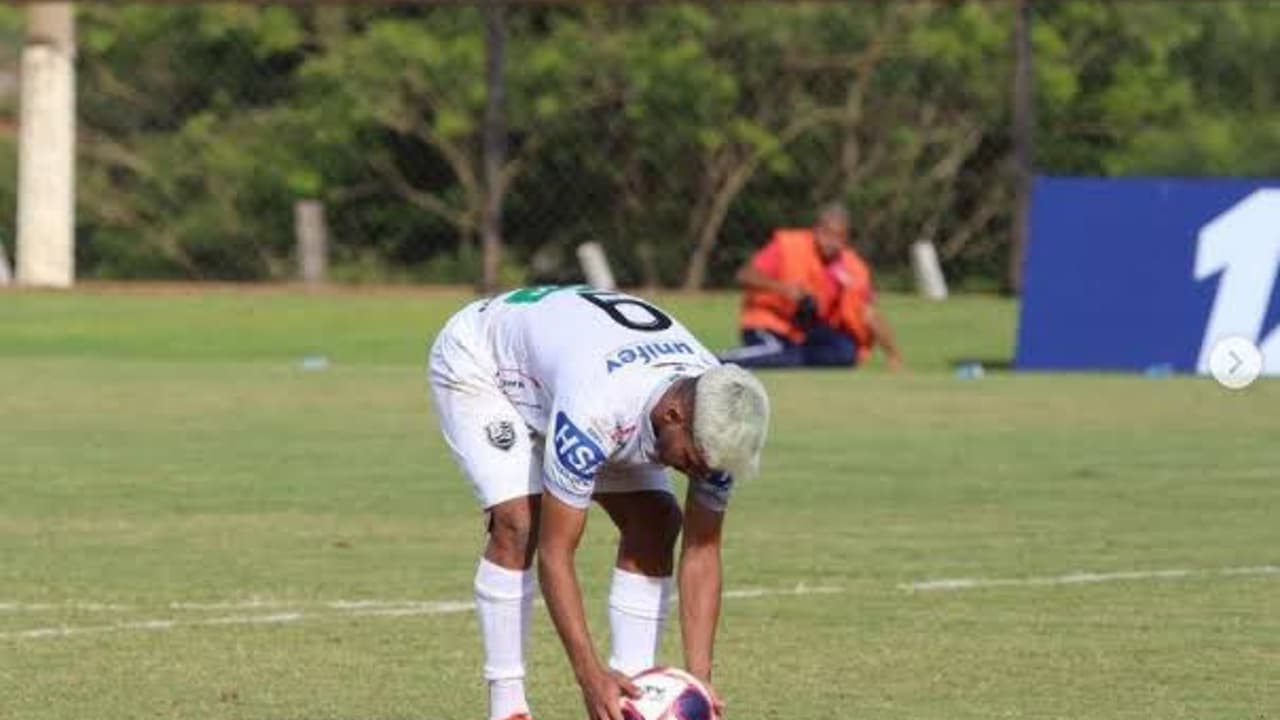 Matheus Reis, da Votuporanguense, fala sobre o momento de sua carreira