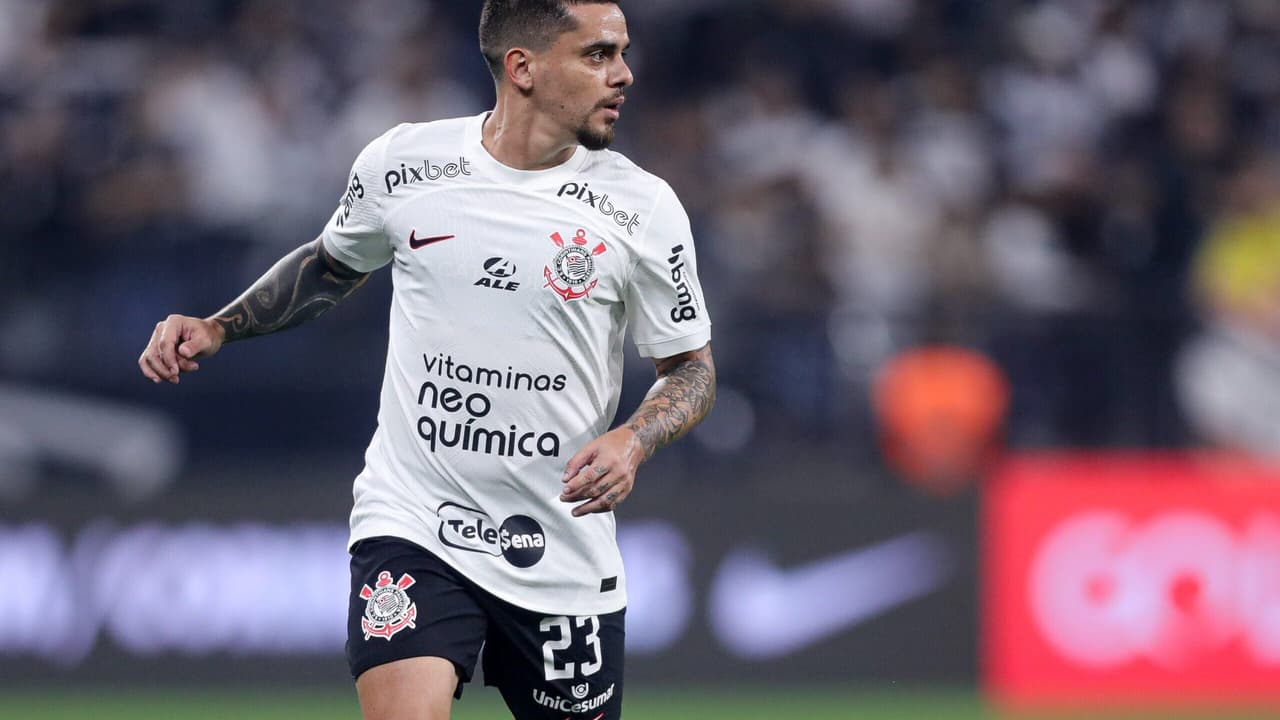 Web reage à expulsão de Fagner em amistoso entre Corinthians e Londrina: “Marginal”