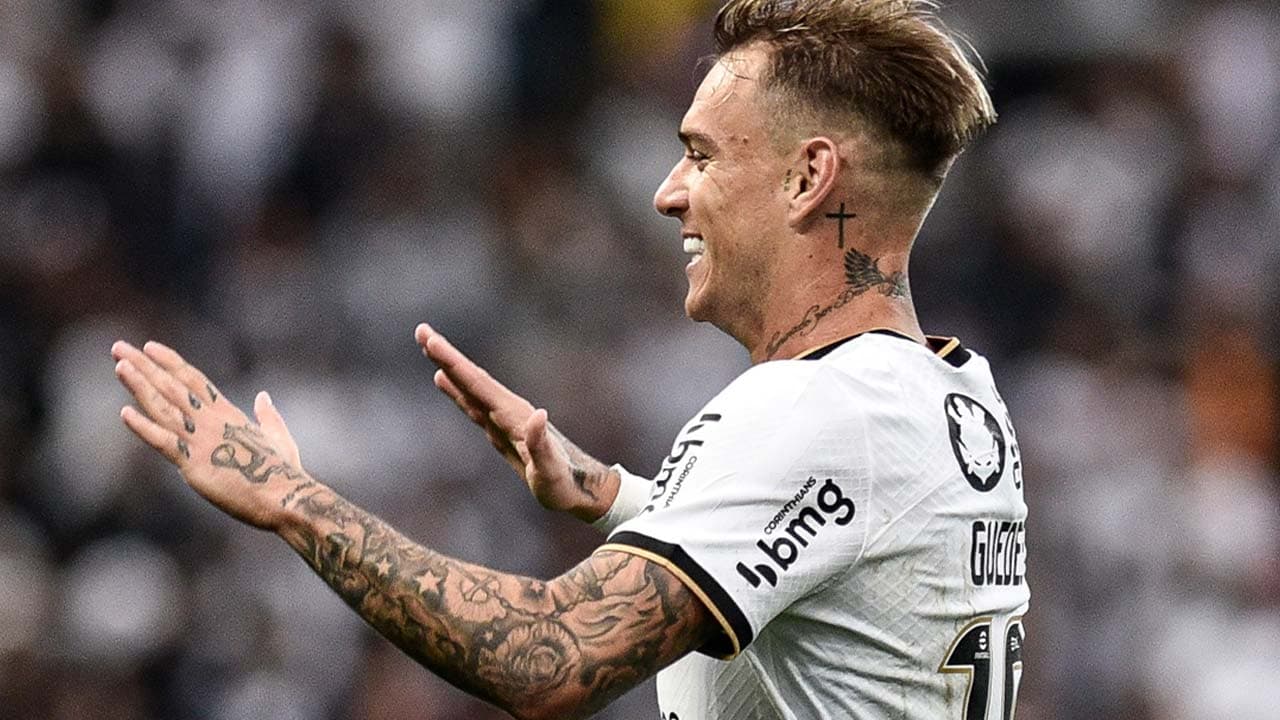 Róger Guedes, do Corinthian, venceu adversários e foi eleito estrela da rodada do Paulistão